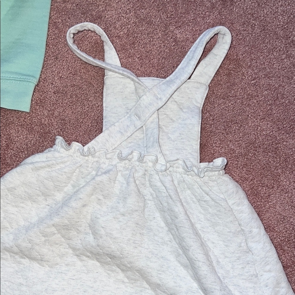 Baby Clothing Set with Hoodie and Dresses - Picture 5 of 7
